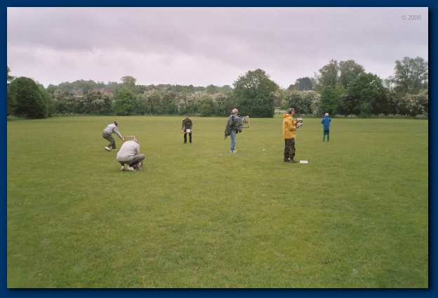 600x399 pixels (93K)